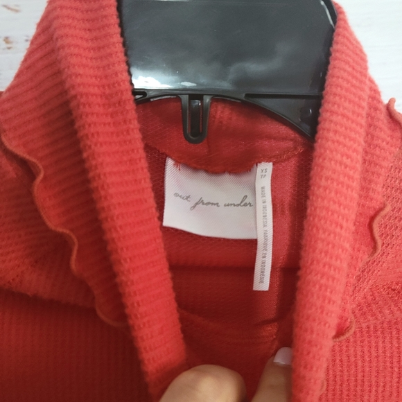 Out from Under ribbed orange cropped turtleneck - Picture 3 of 4